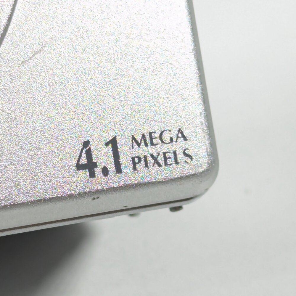 Fujifilm Finepix E Series E500 4.1MP Digital Camera Silver Case WORKS - Picture 9 of 12
